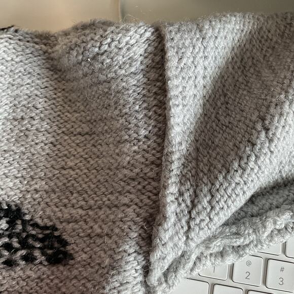 Zorro Boys Handmade Knit Jumper Sweater Large - Picture 10 of 16